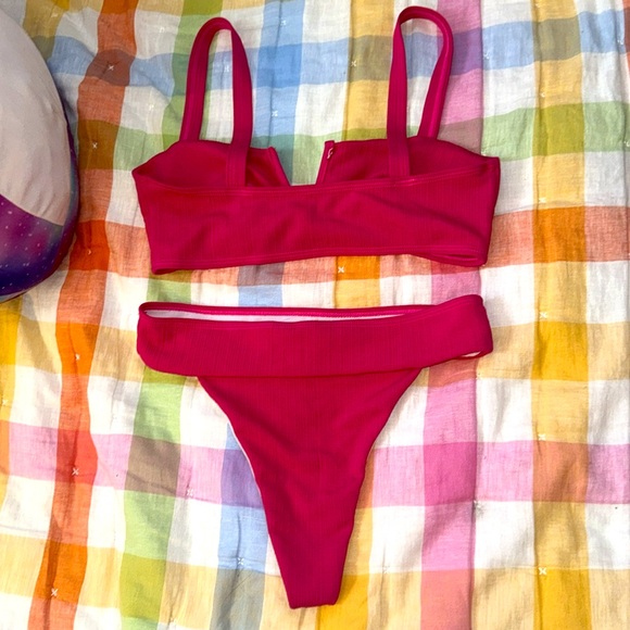 NWOT💖 Hot Pink High Waisted Women’s 2 pc Bikini Baithing  Suit 👙 size Large - Picture 4 of 7